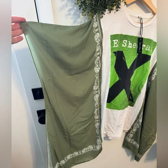 Reworked Ed Sheeran Concert Tee with Kimono Batwing Sleeves - Picture 2 of 6